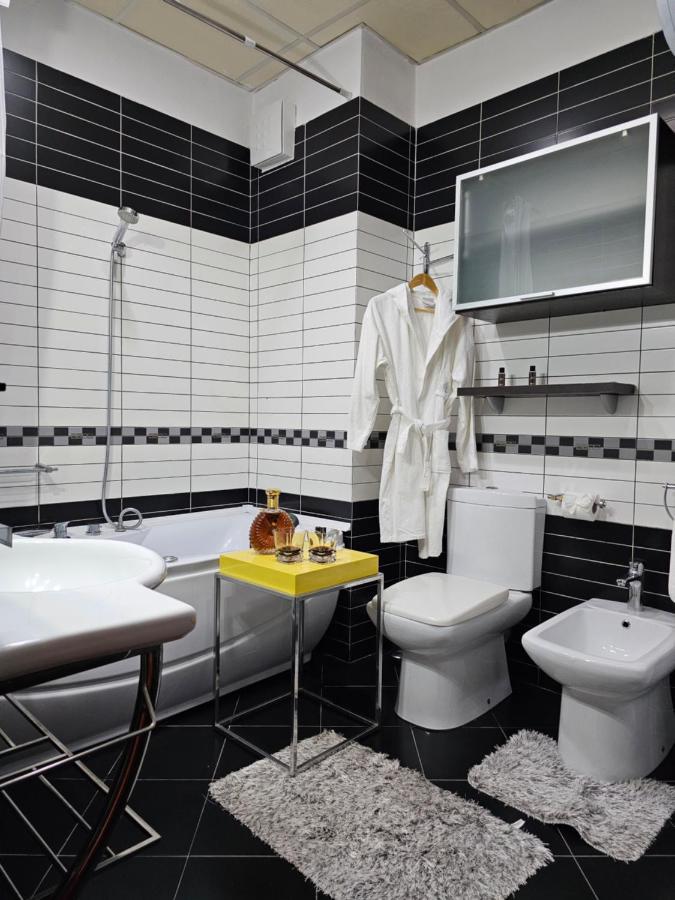 Center Apartment Easy_Luxury Tiranë Eksteriør bilde