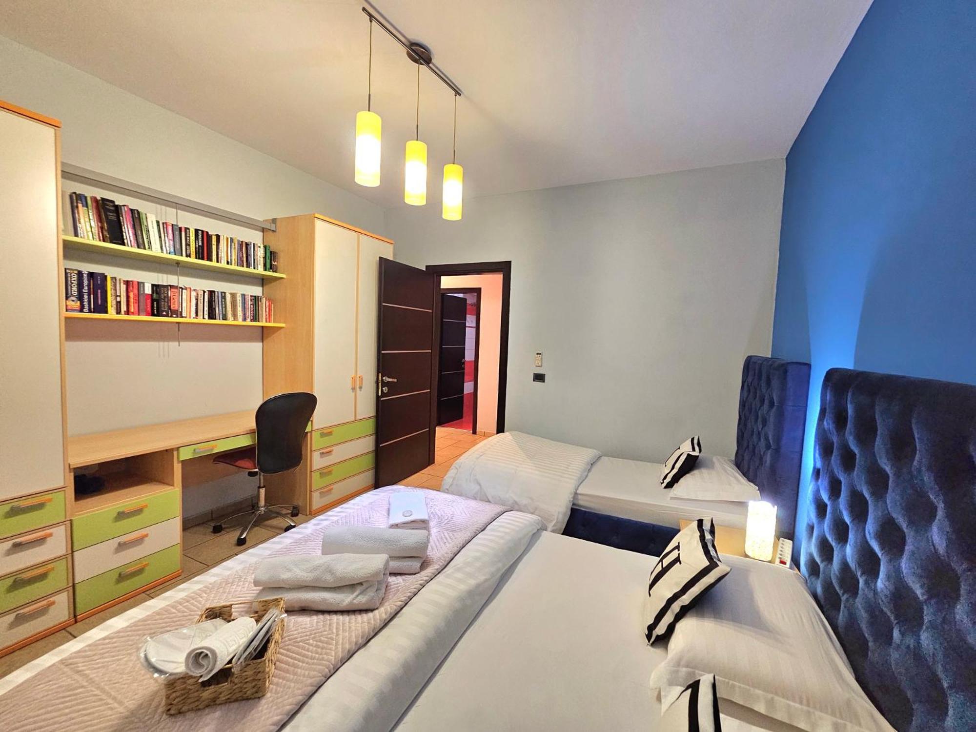 Center Apartment Easy_Luxury Tiranë Eksteriør bilde