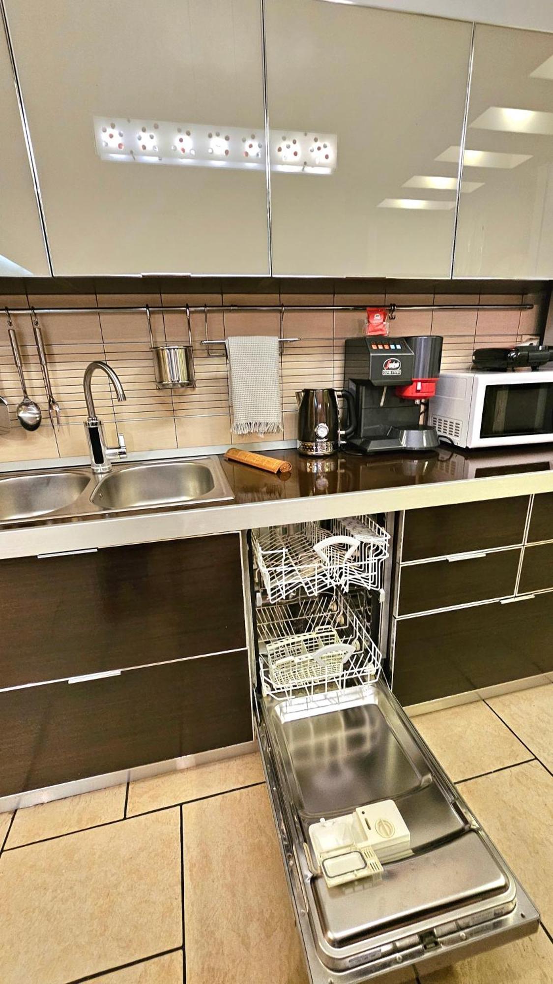 Center Apartment Easy_Luxury Tiranë Eksteriør bilde