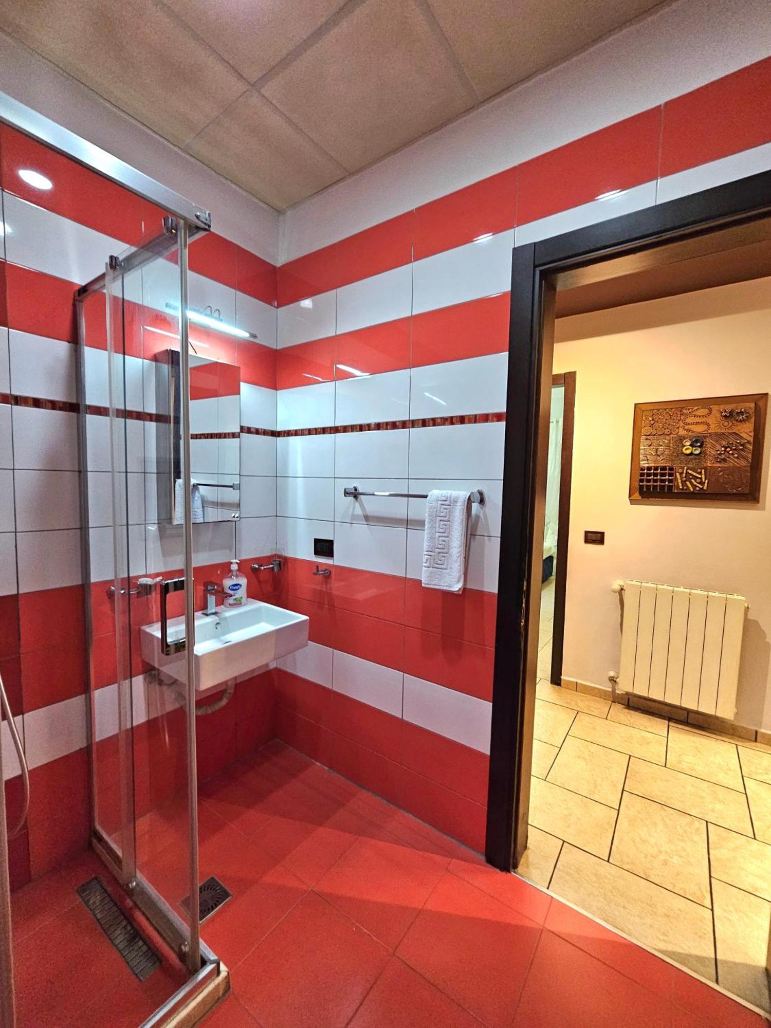 Center Apartment Easy_Luxury Tiranë Eksteriør bilde