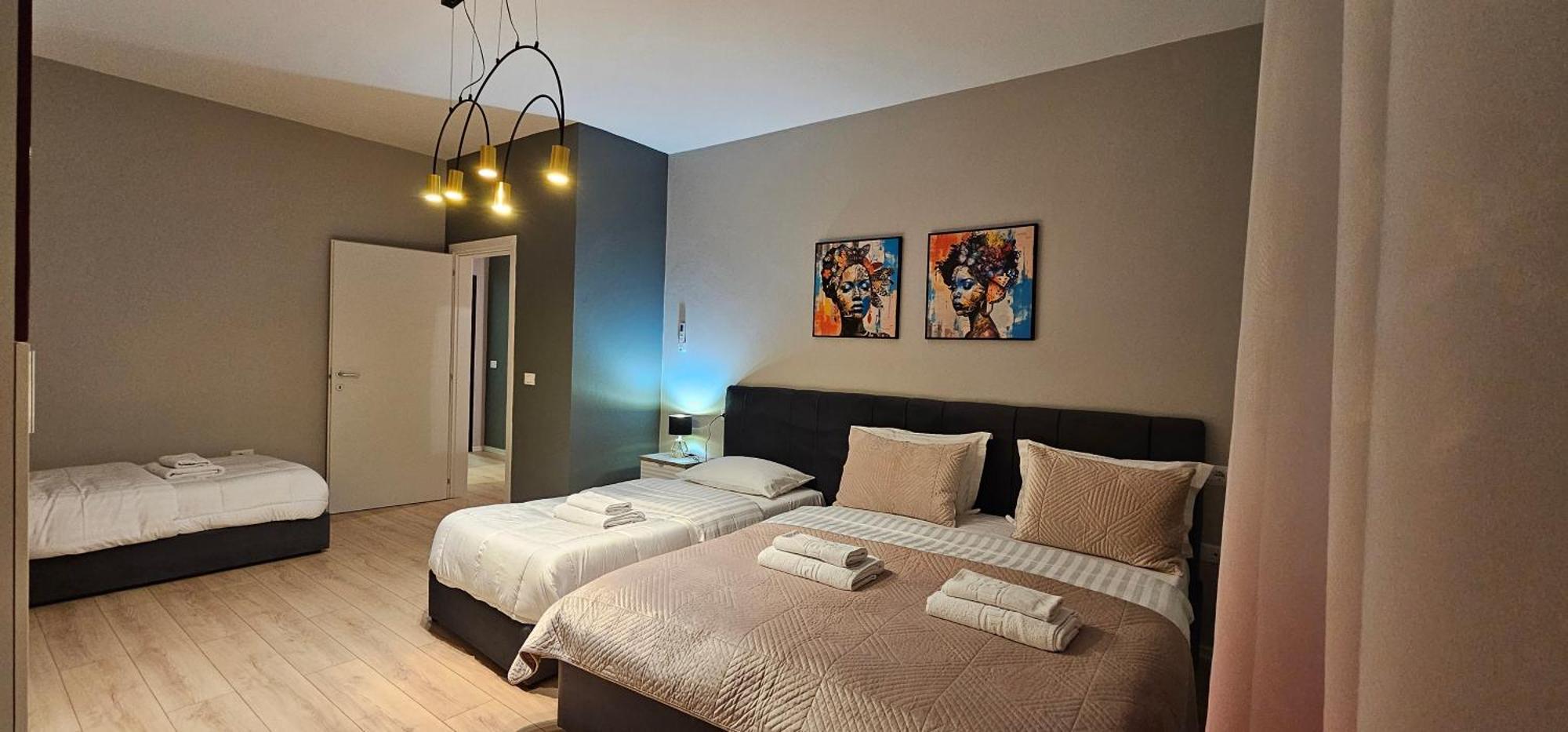 Center Apartment Easy_Luxury Tiranë Eksteriør bilde